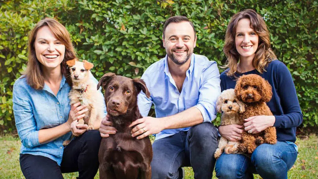Pooches at play TV with hosts Gyton Grantley and Lara Shannon bring you the first episode of the second series all about dogs