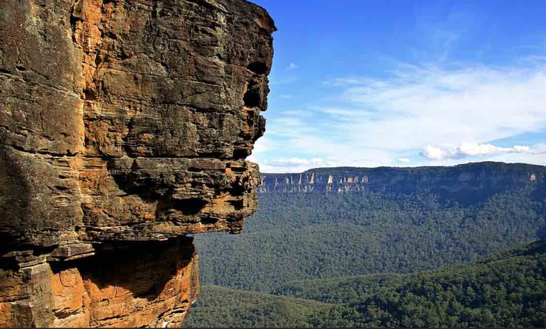 Visiting the pet-friendly Blue Mountains